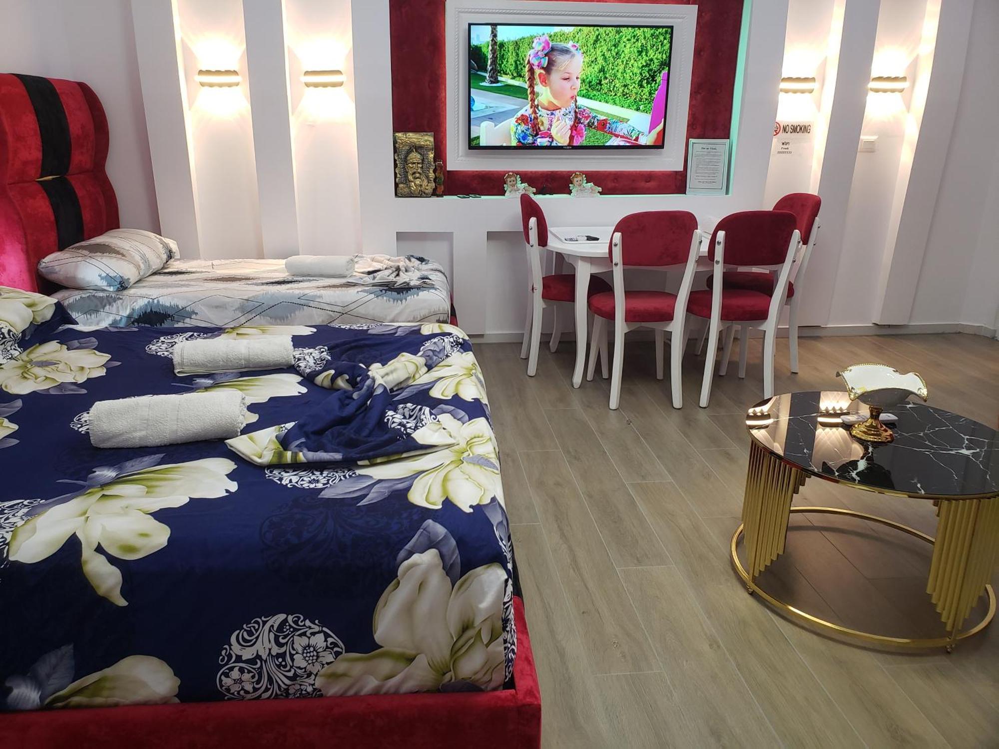 Апартаменты Studio Near Tirana Airport 2- Self Check-In Free Parking Valias Экстерьер фото